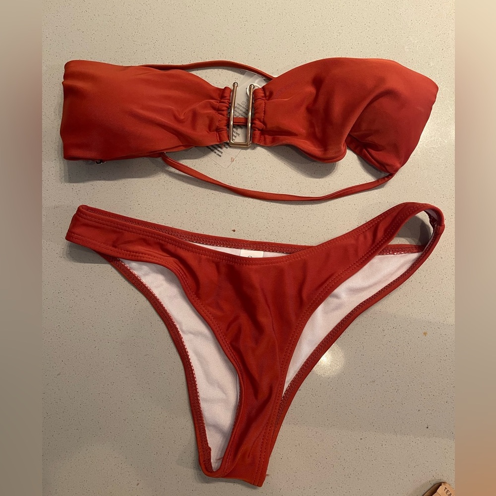 HIGH LEG STRAPPY NOTCH FRONT BANDEAU BIKINI SWIMSUIT